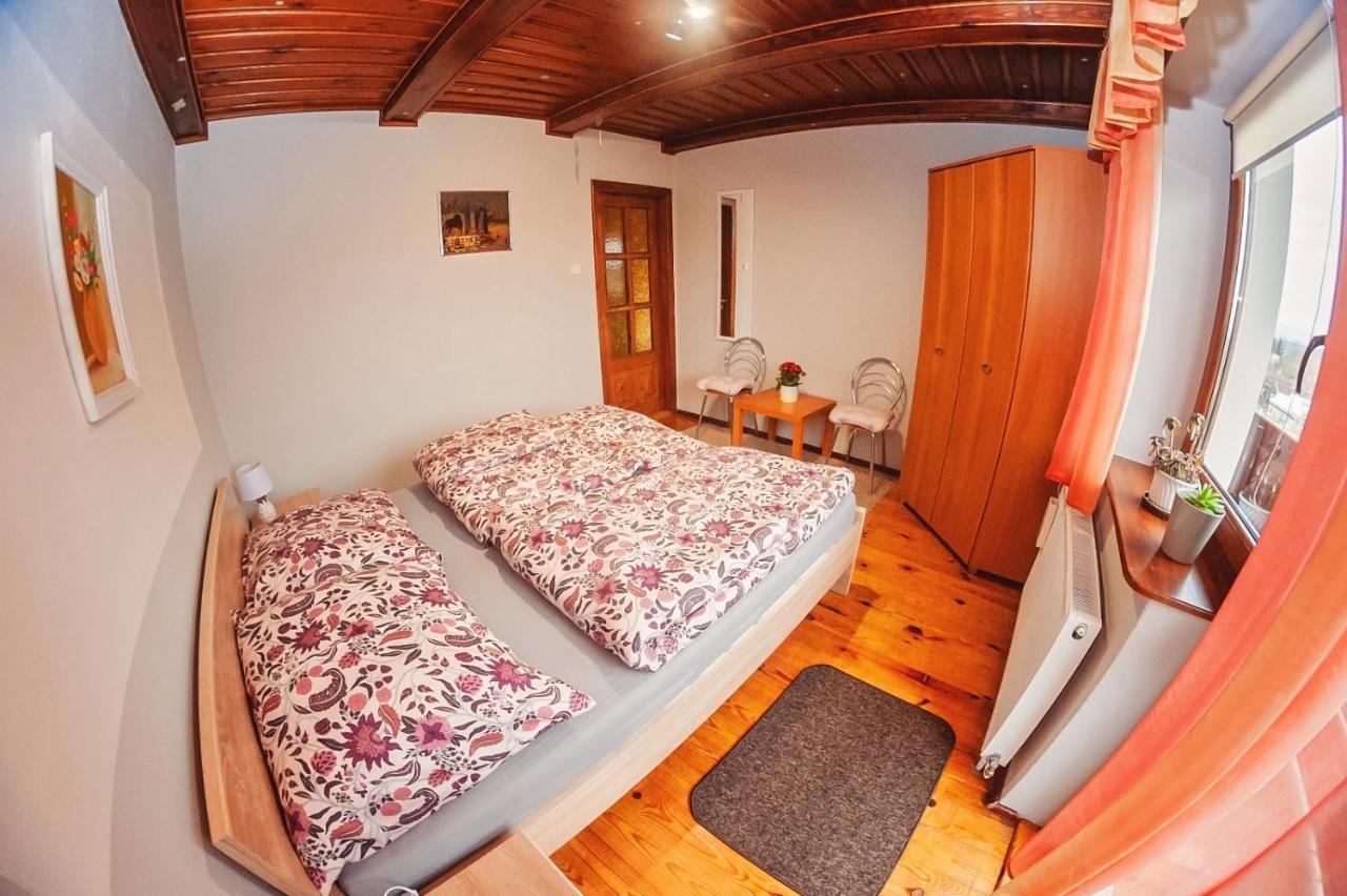 Za Gorami, Za Lasami Myslakowice Bagian luar foto